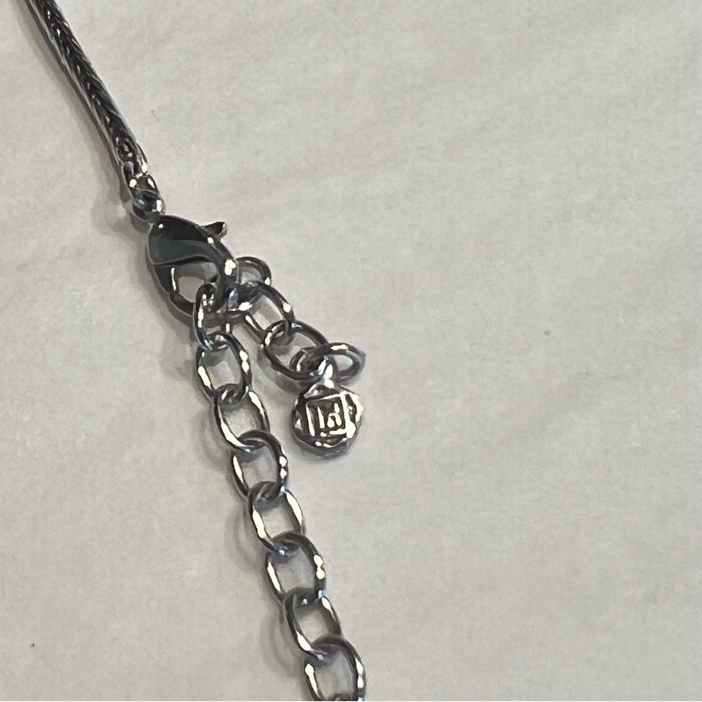 John Mederios Antiqua Sliding Circle Pendant - Picture 5 of 6